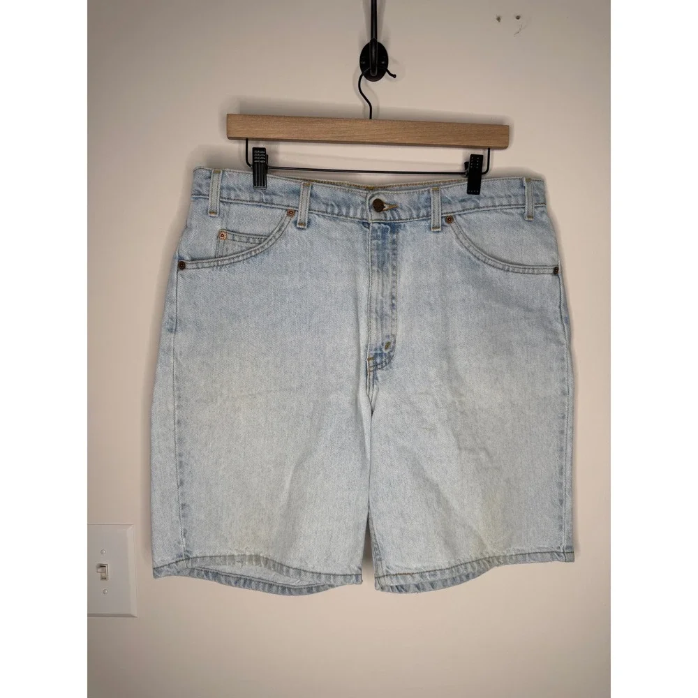 Vintage 90s Levis 550 Relaxed Fit Denim Shorts Light Wash Orange Tab Mens 36